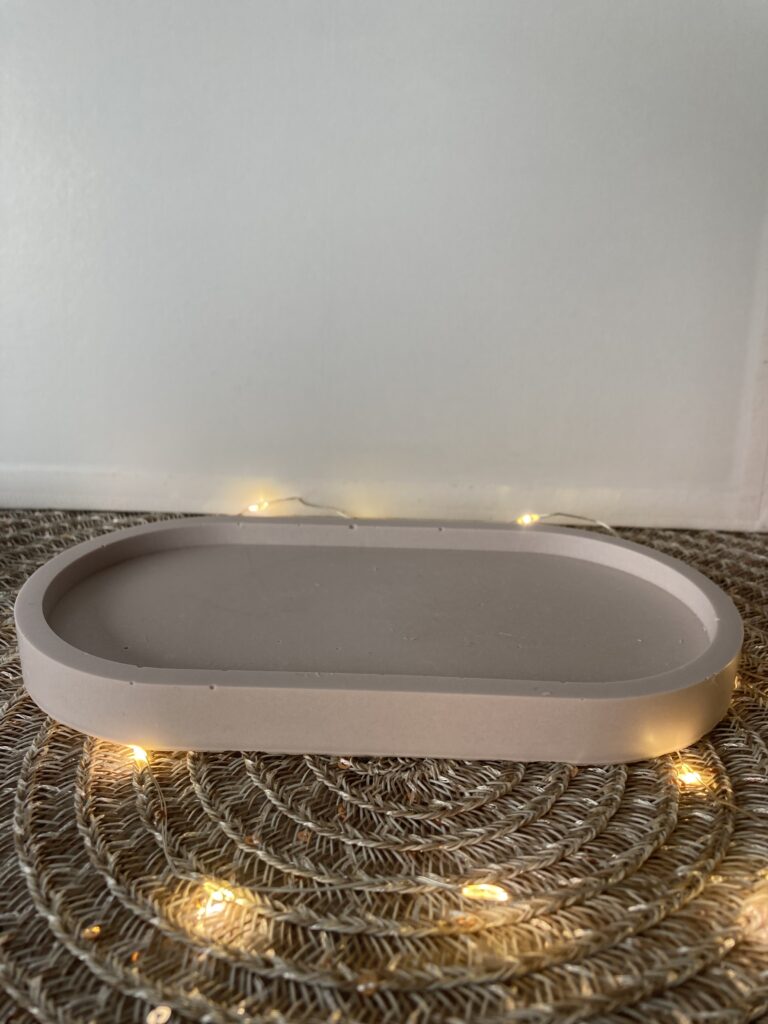 Ovaal schaaltje in PorcelainX (keramisch gips)