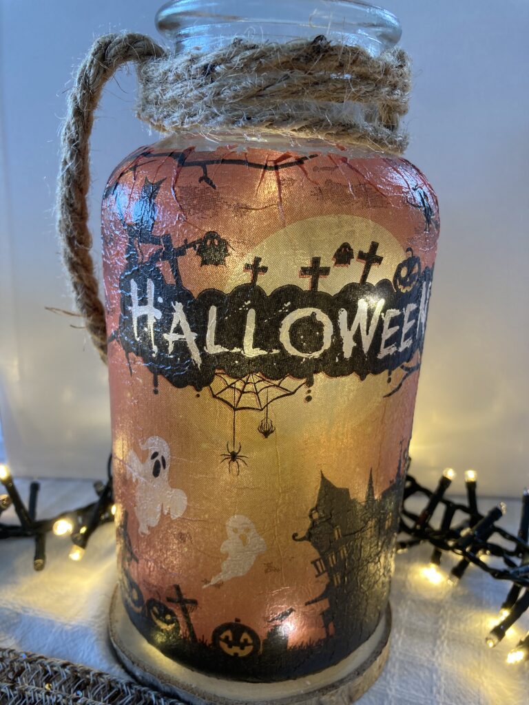 Vaas Halloween 'Decoupage'